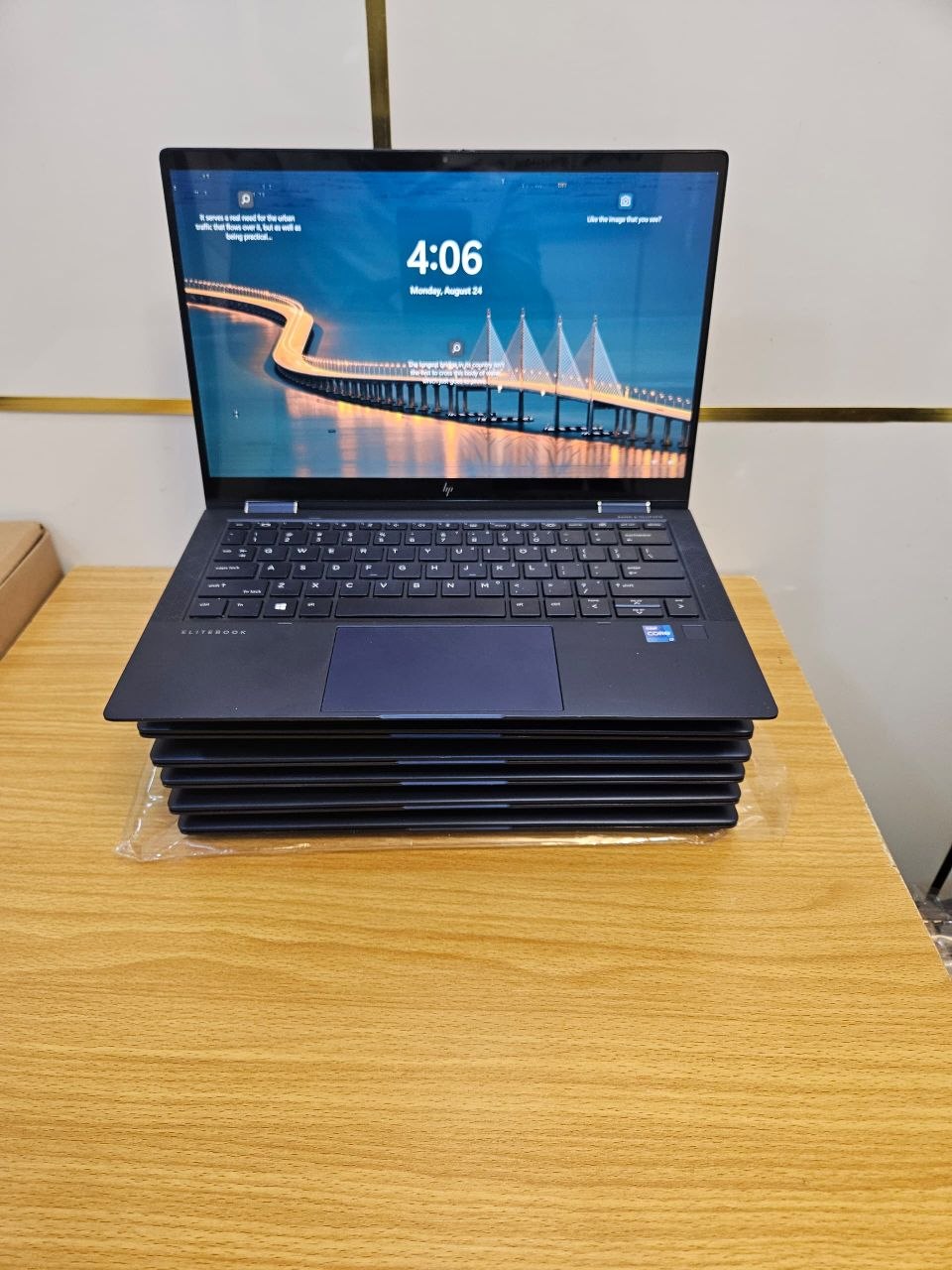 HP Elite Dragonfly G2 x360 13.3" FHD Touchscreen 2-in-1 Laptop – Intel Core i7 11th Gen| 16GB RAM |512GB SSD | Intel Iris Xe Graphics | Backlit Keyboard |Windows 11 | Includes Charger - Image 3
